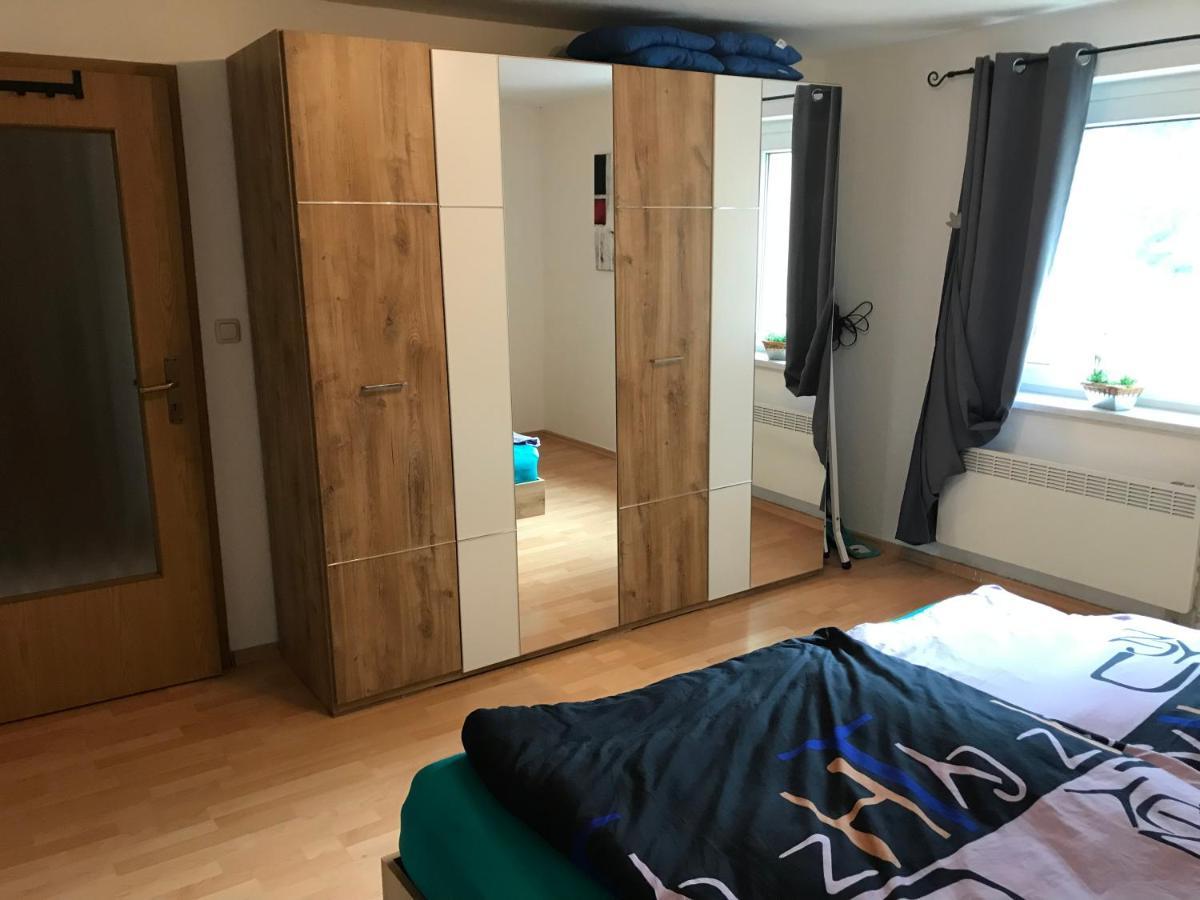 Ferienwohnung Zum Pinguin II Grunewald Luaran gambar